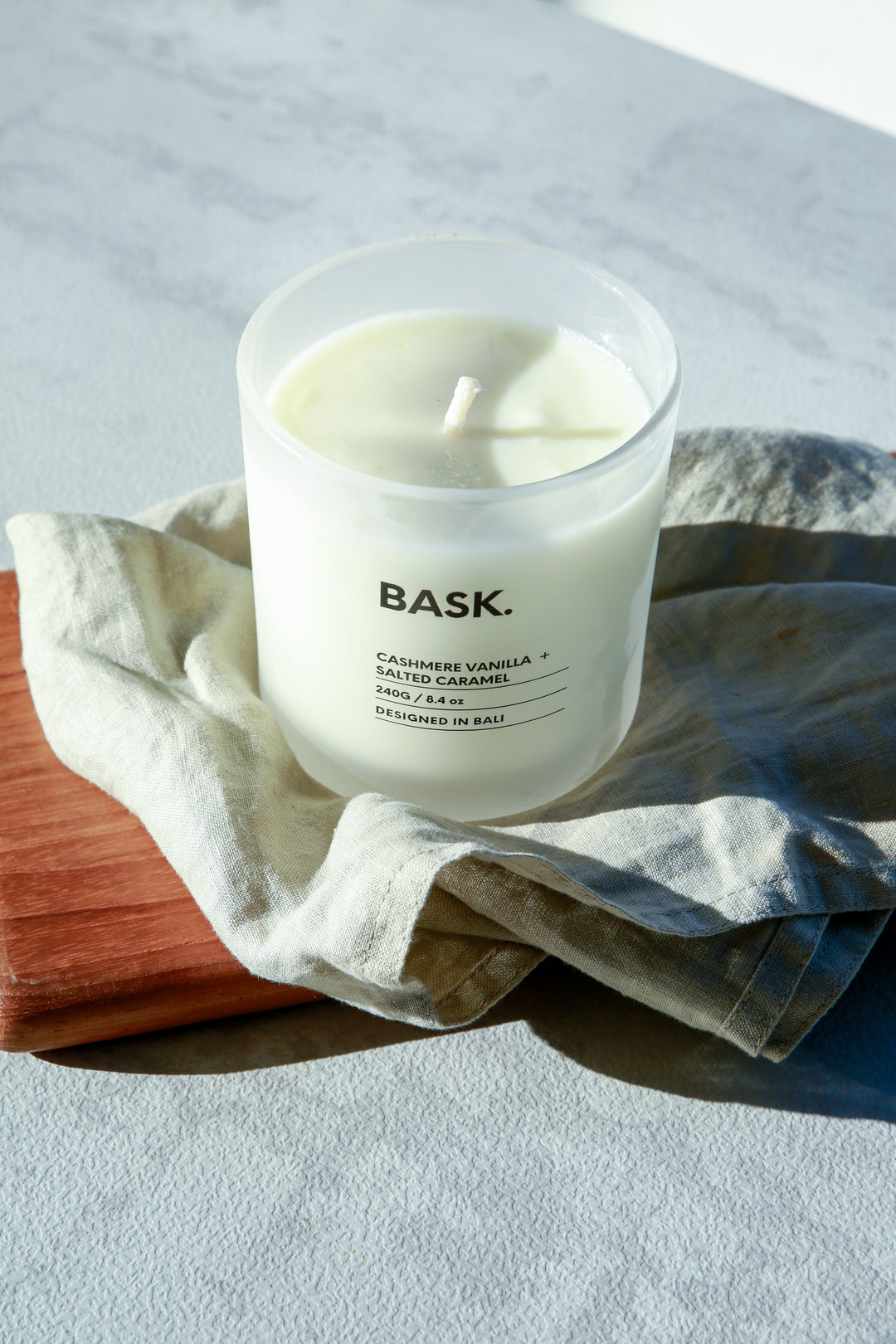 CASHMERE VANILLA & SALTED CARAMEL CANDLE